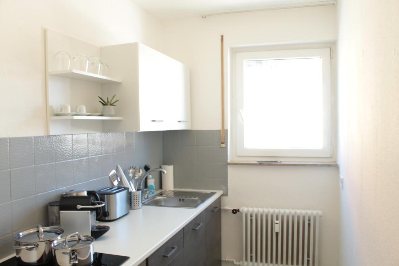 Zentral. Stylisch. Balkon & Parkplatz. Netflix Apartment Holzgerlingen Ngoại thất bức ảnh