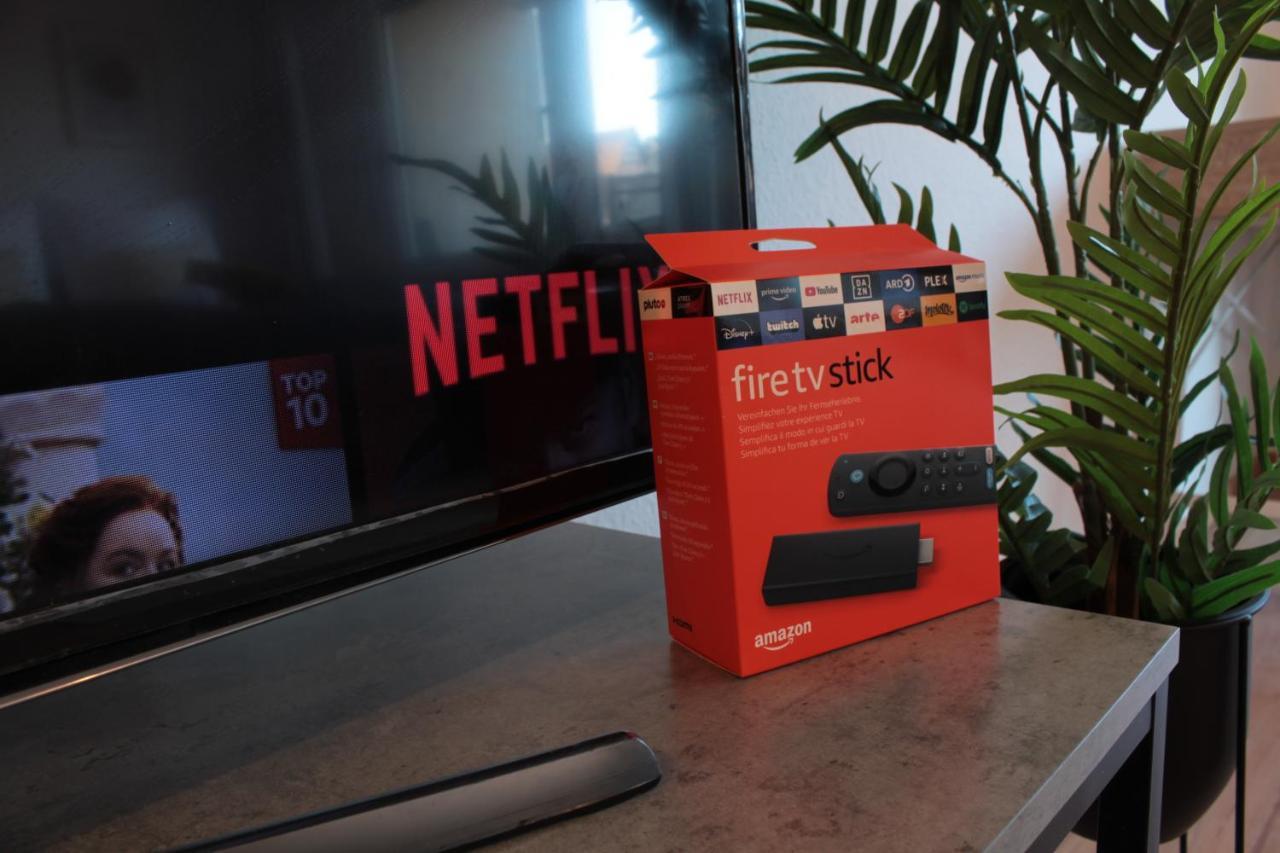 Zentral. Stylisch. Balkon & Parkplatz. Netflix Apartment Holzgerlingen Ngoại thất bức ảnh